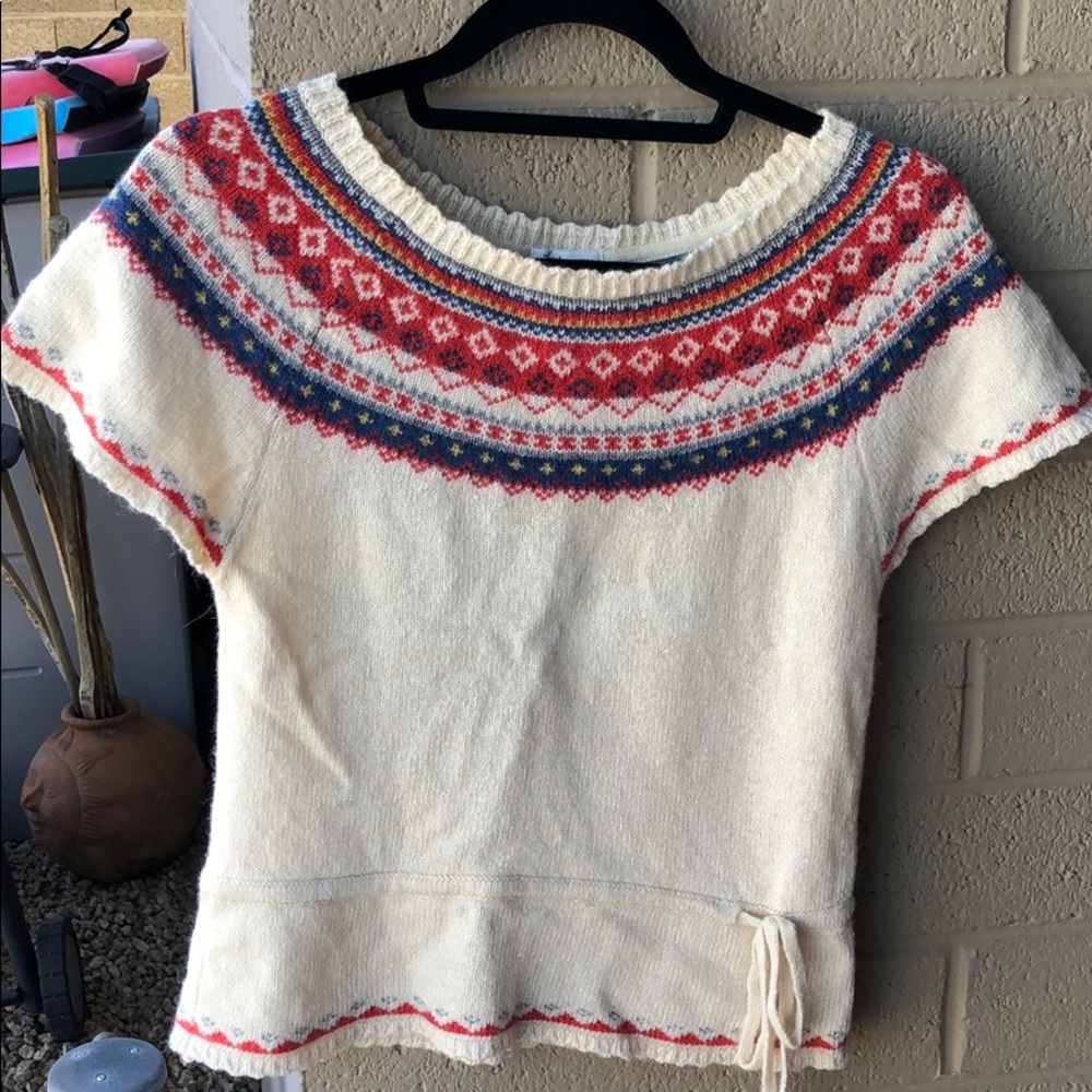 Super warm & cute T-shirt!